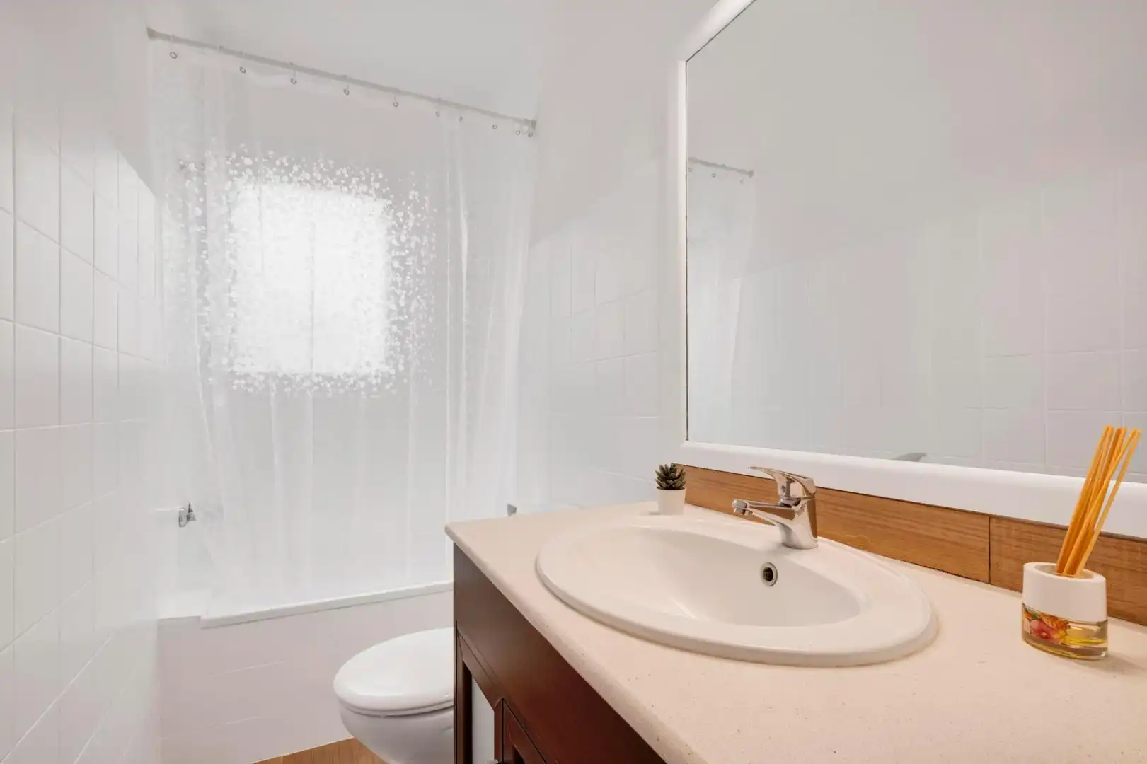 Piso de 81 m² en Salt