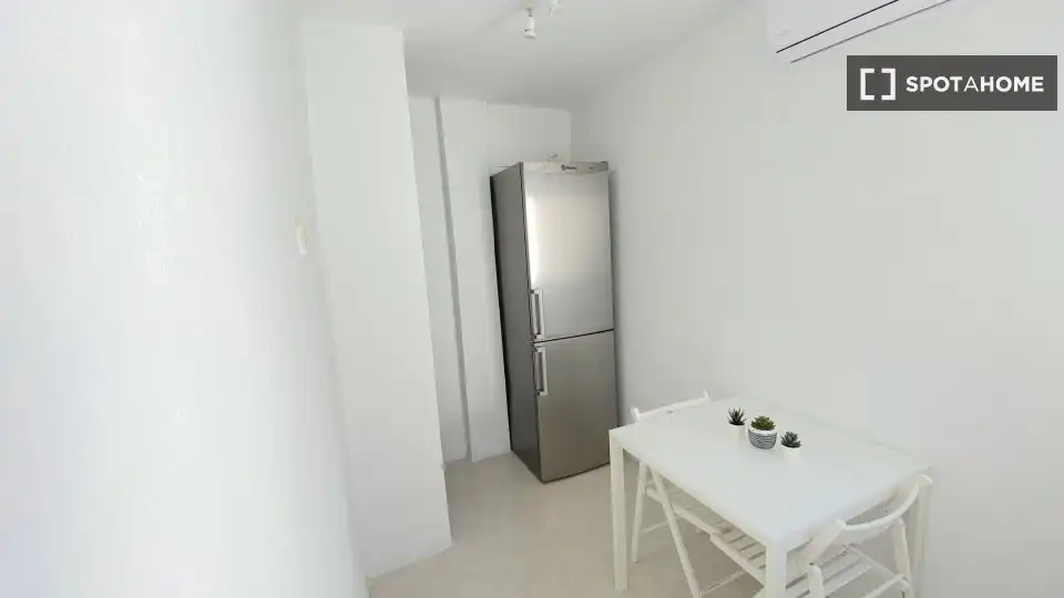 Habitación 86 m², Sevilla