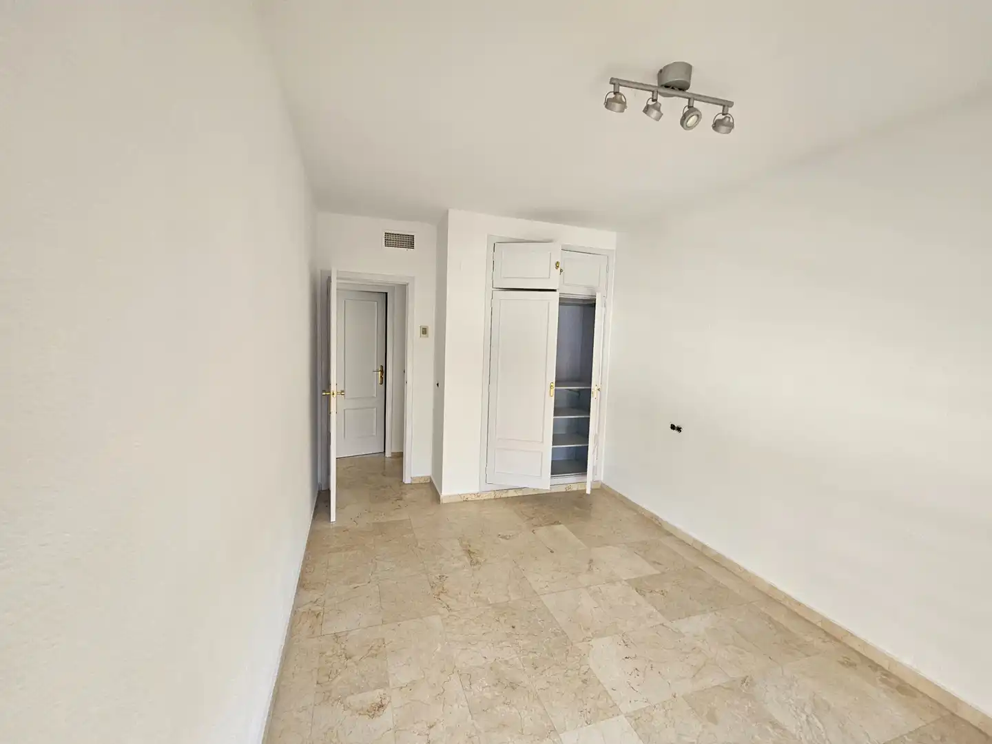 Piso de 100 m² en Cáceres