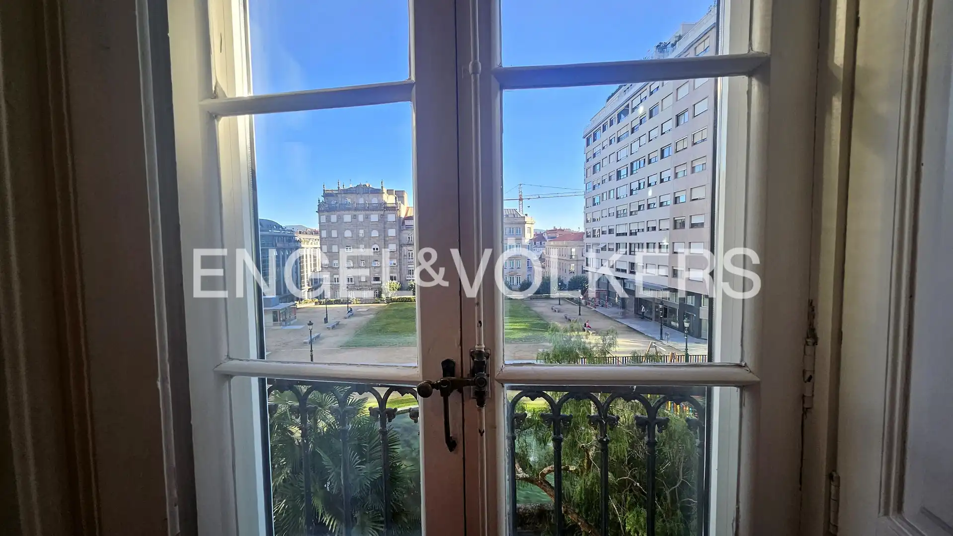 Piso de 225 m² en Vigo