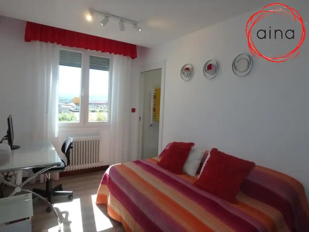 Piso de 80 m² en Pamplona