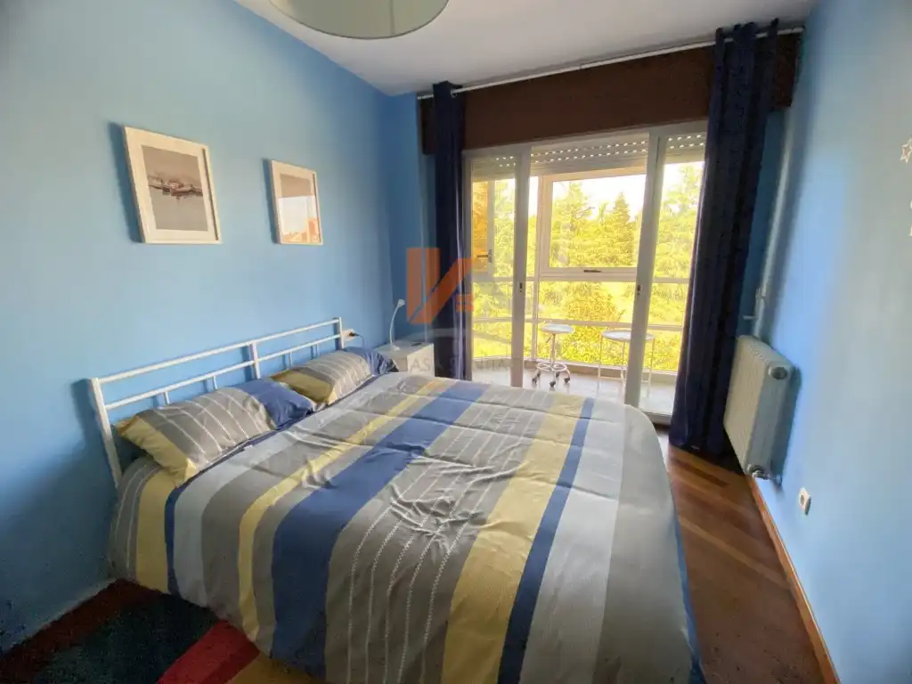 Piso de 130 m² en Santiago de Compostela
