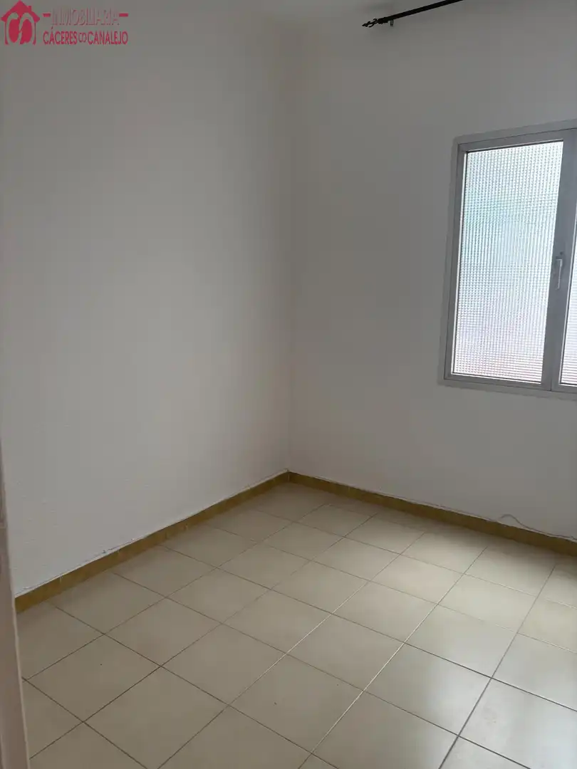 Piso de 66 m² en Sevilla