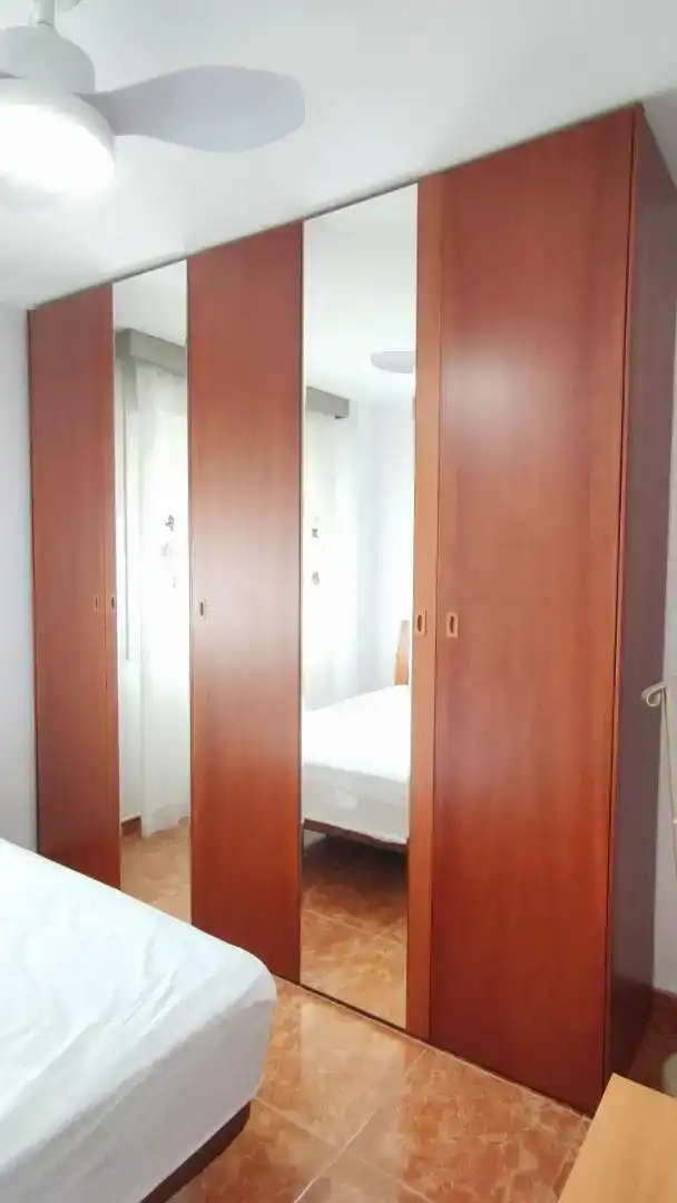 Habitación 90 m², Almería