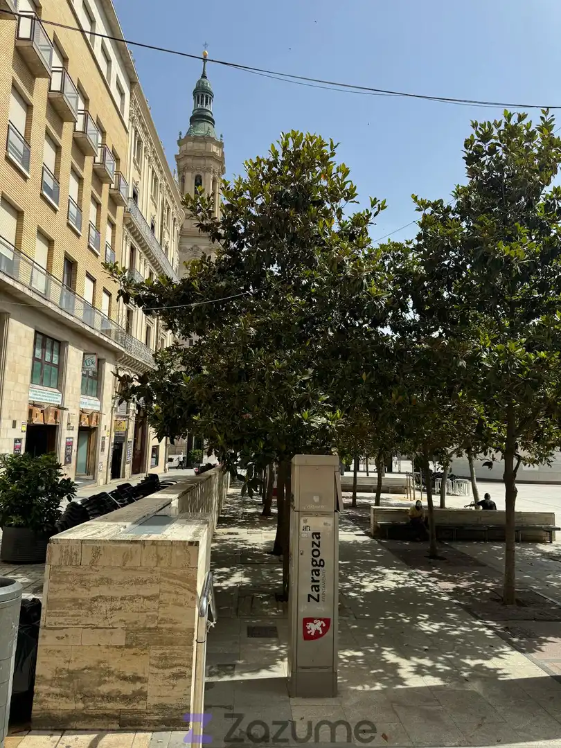 Piso de 98 m² en Zaragoza
