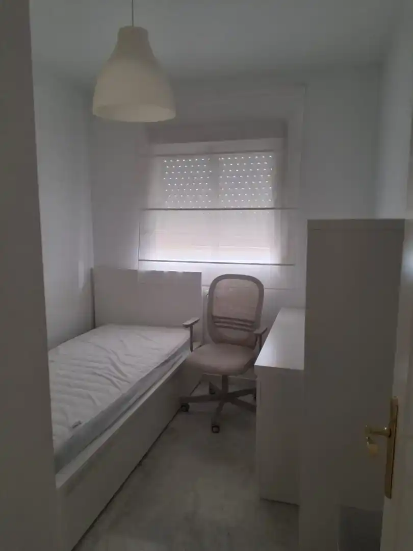 Habitación 95 m², San Juan de Aznalfarache