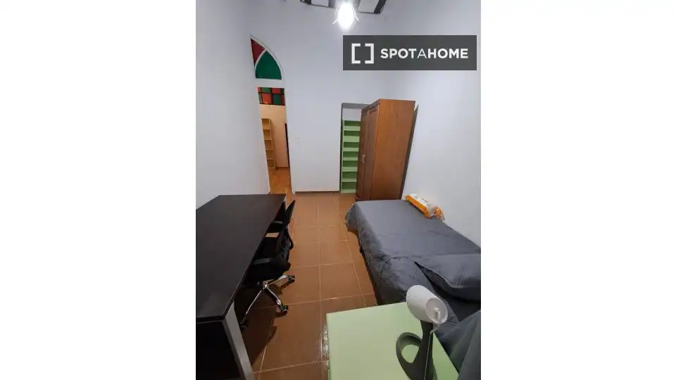 Habitación 81 m², Cádiz