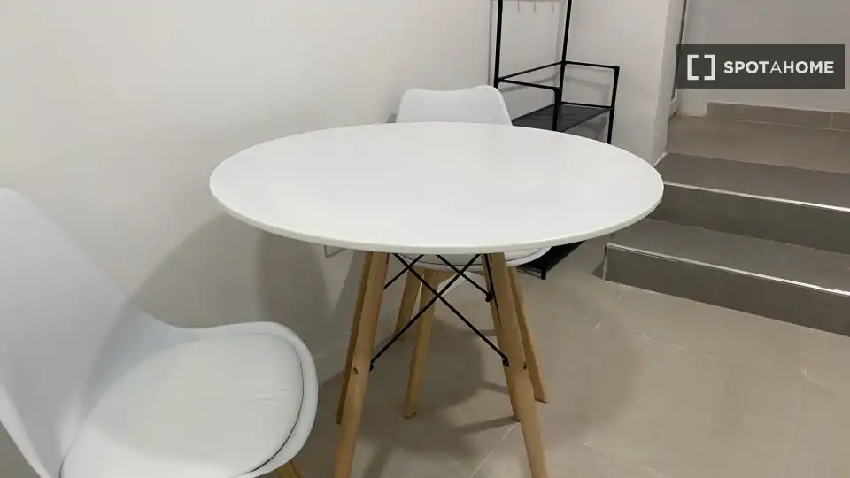 Habitación 40 m², Alicante