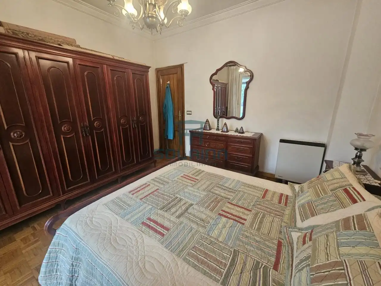 Wohnung 90 m² in Ourense