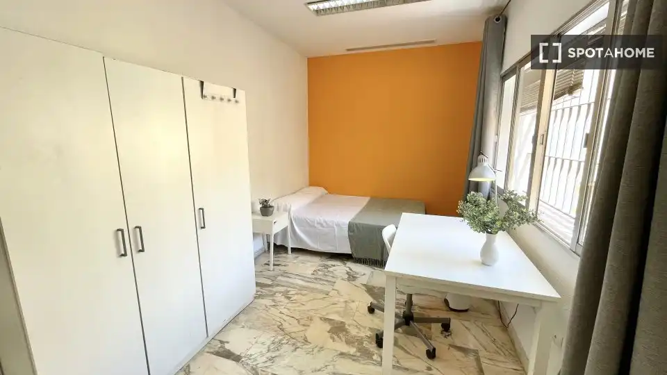 Habitación 472 m², Sevilla