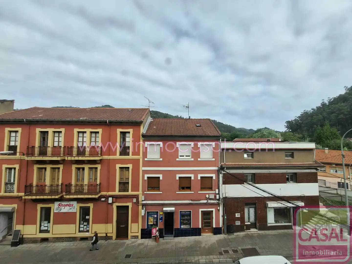 Appartement 81 m² à Mieres
