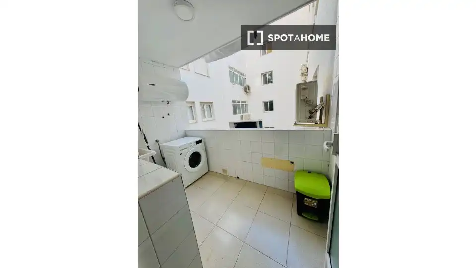 Habitación 150 m², Almería