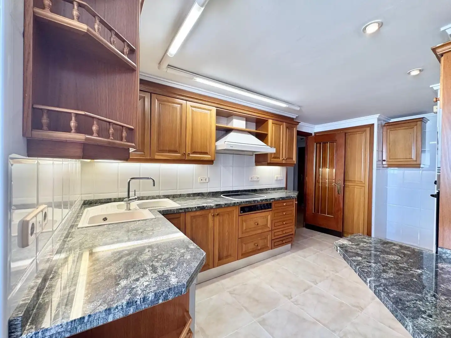 Appartamento 451 m² a Gandia