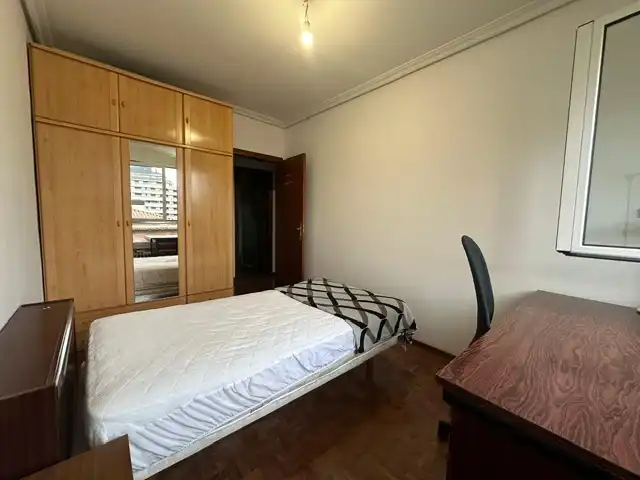 Pis de 130 m² a Pamplona