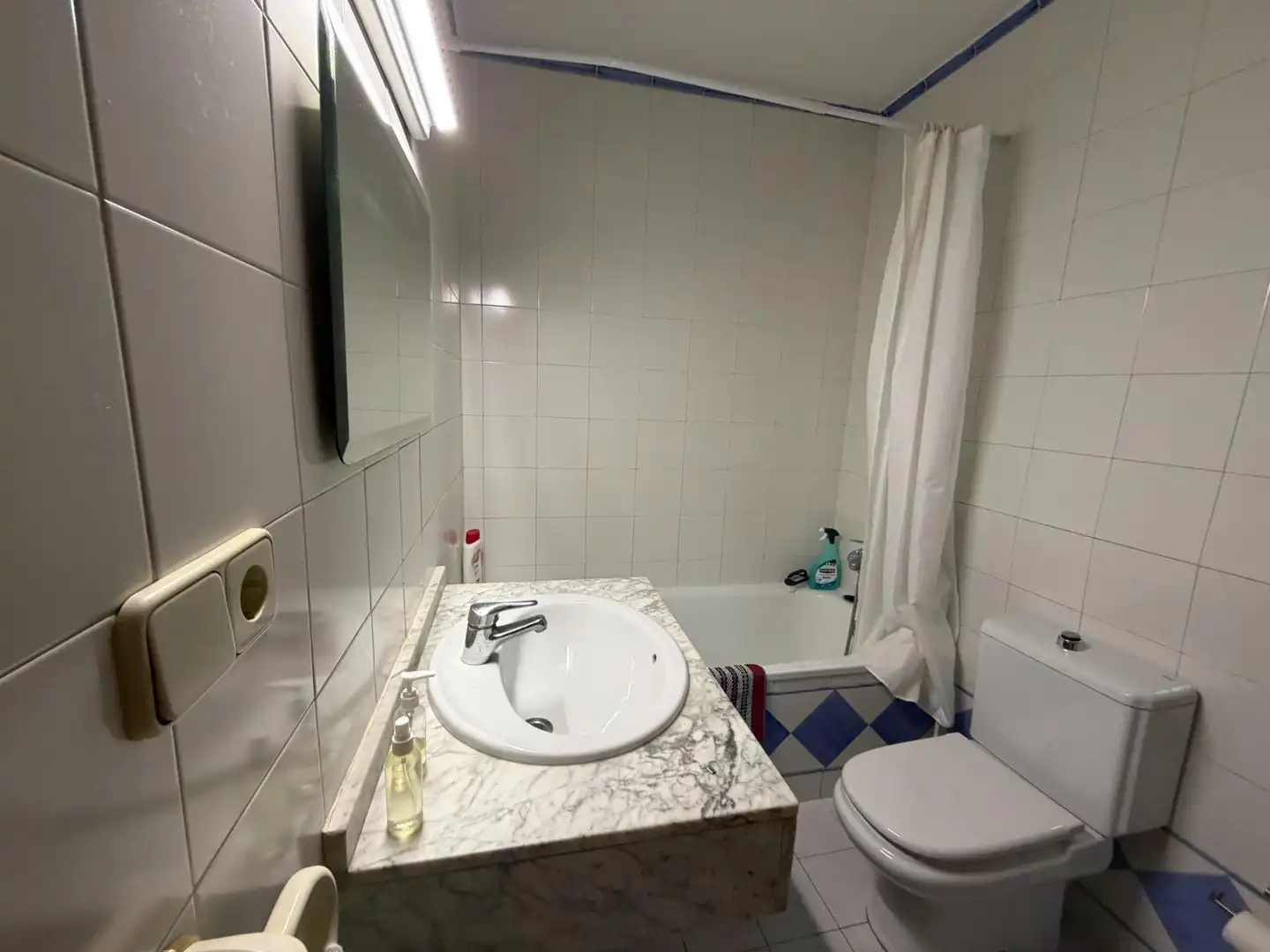 Piso de 70 m² en Granada