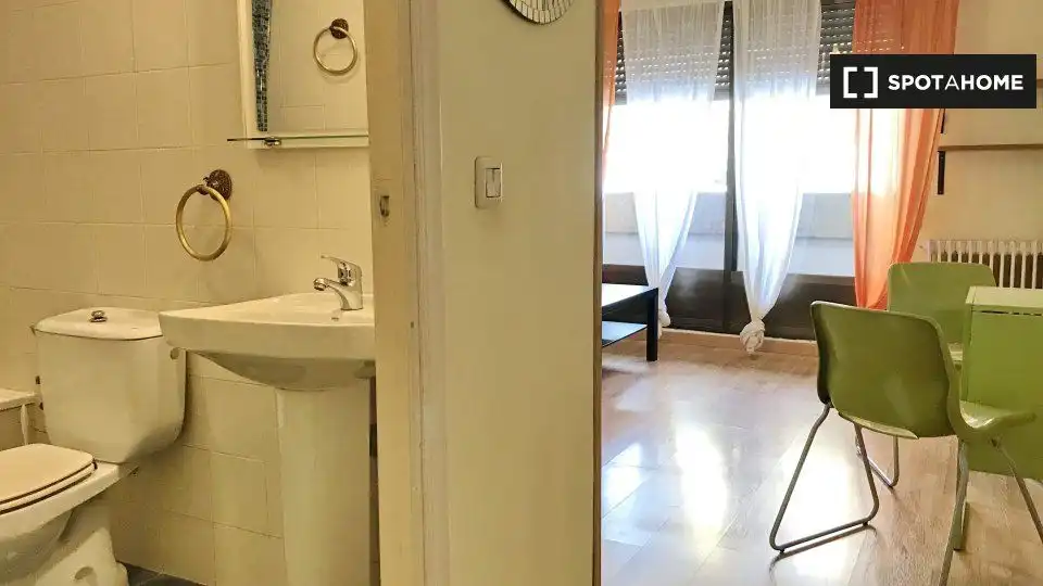 Habitación 40 m², Santa Marta de Tormes