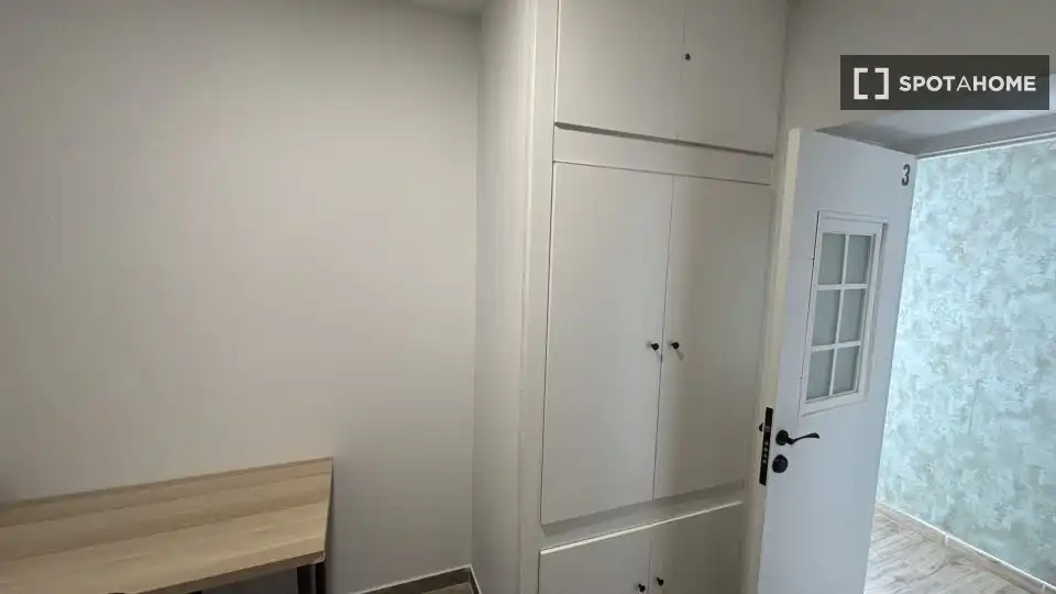 Habitació de lloguer, Cádiz