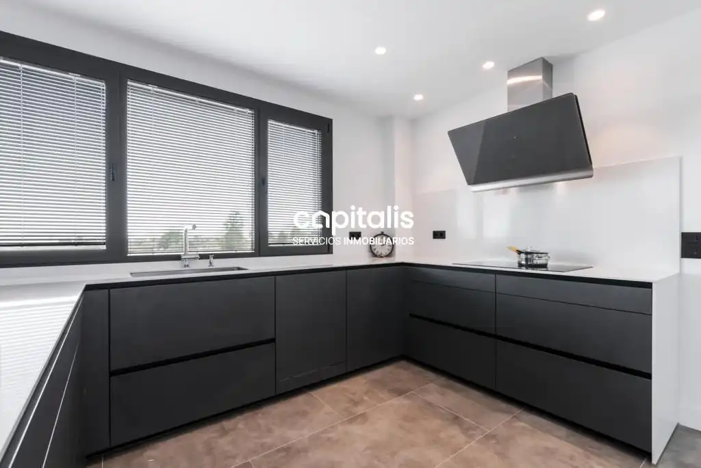 Piso de 400 m² en Majadahonda