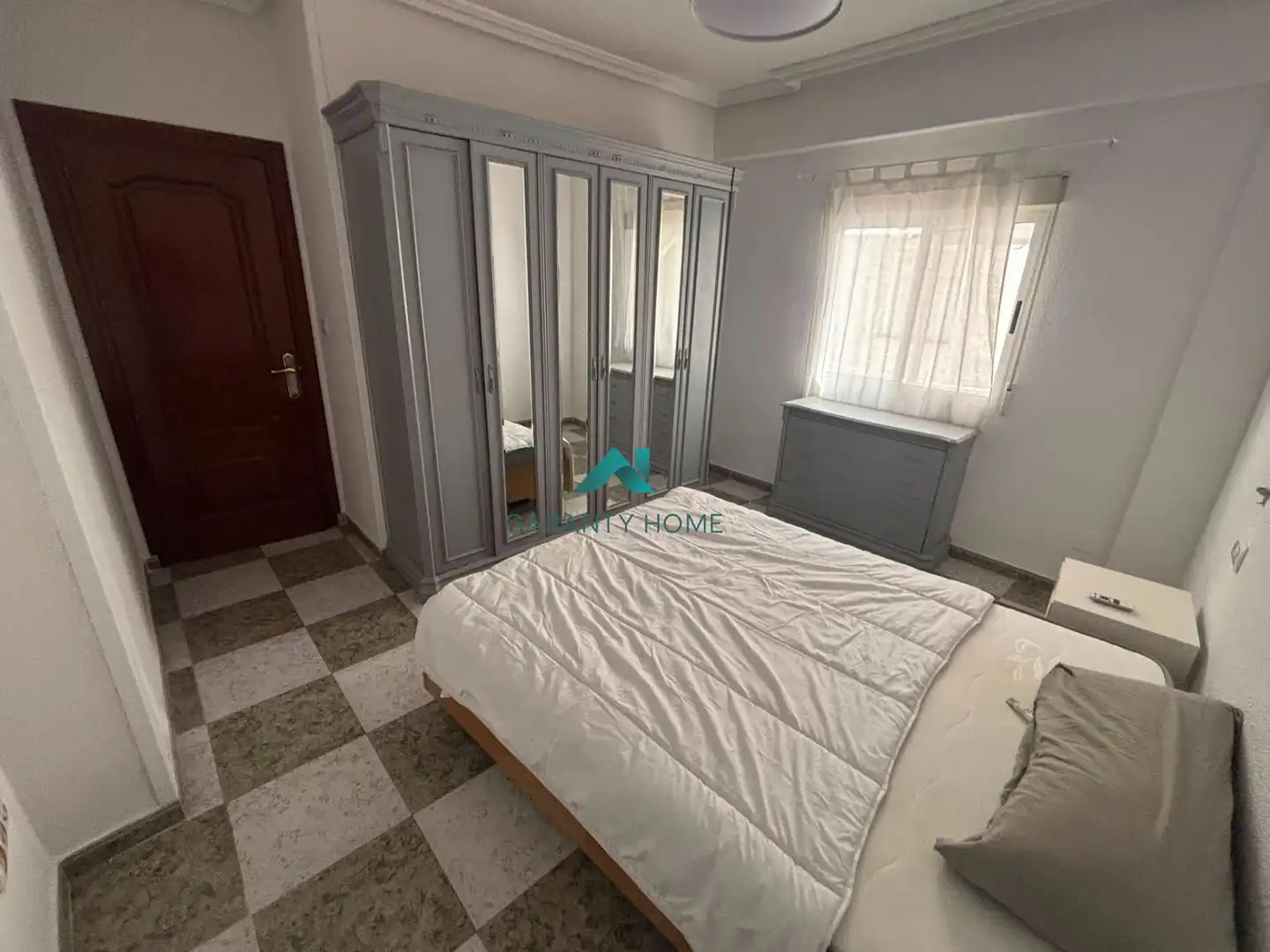 Piso de 100 m² en Jaén
