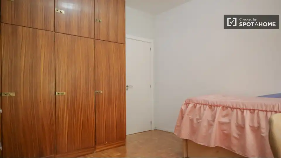 Habitació de lloguer, Madrid