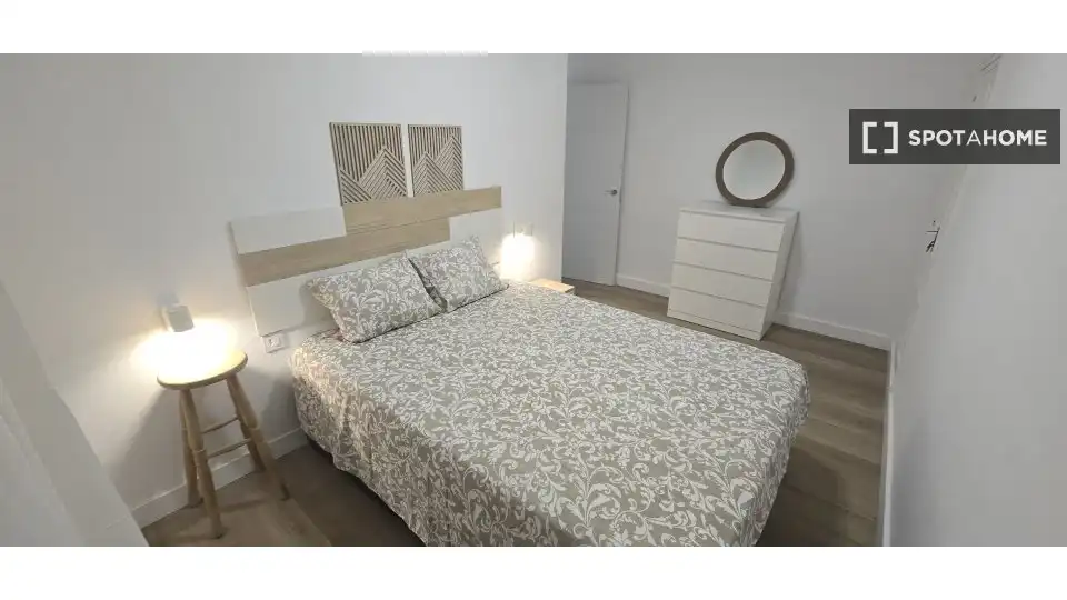 Habitación 104 m², Sevilla