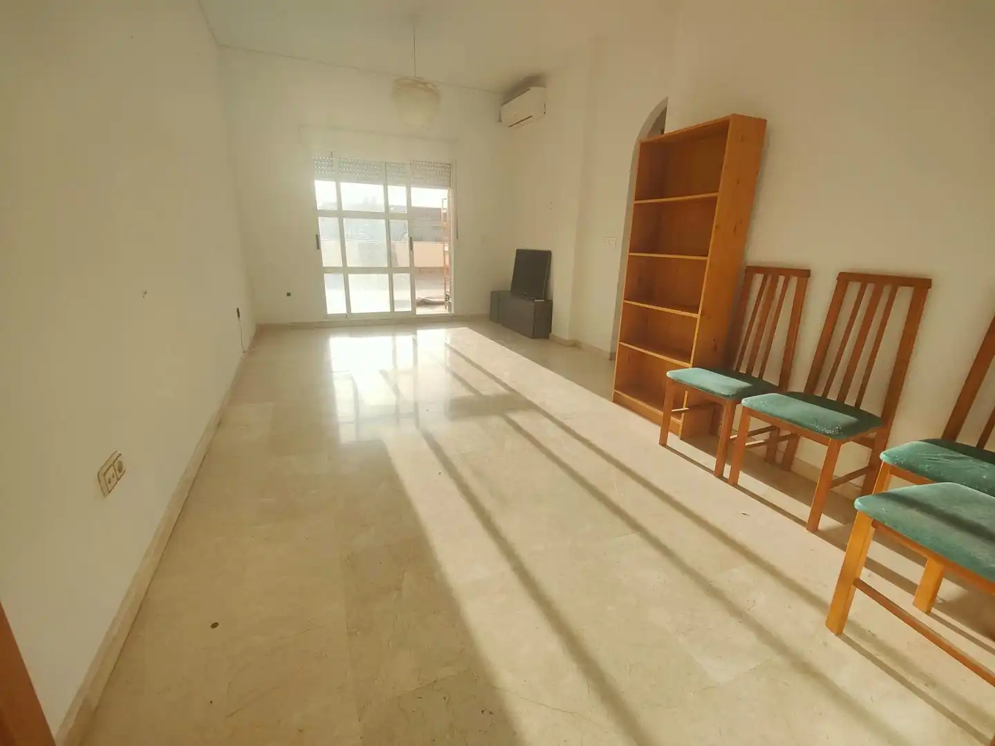 Piso de 89 m² en Gójar