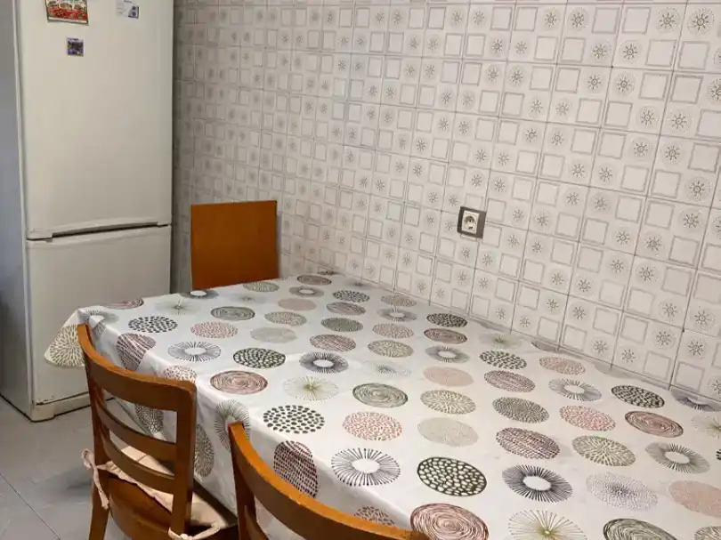 Chambre 110 m², Ourense