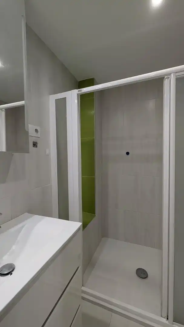 Flat 145 m² in Granada