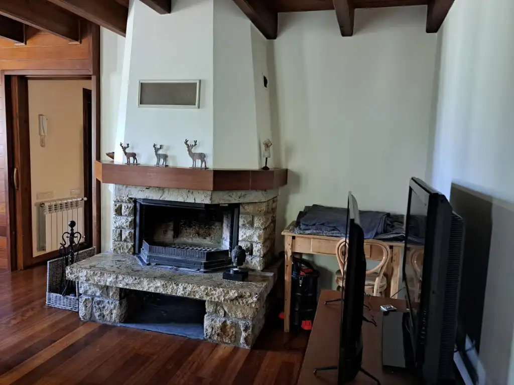 Casa de 240 m² en Das