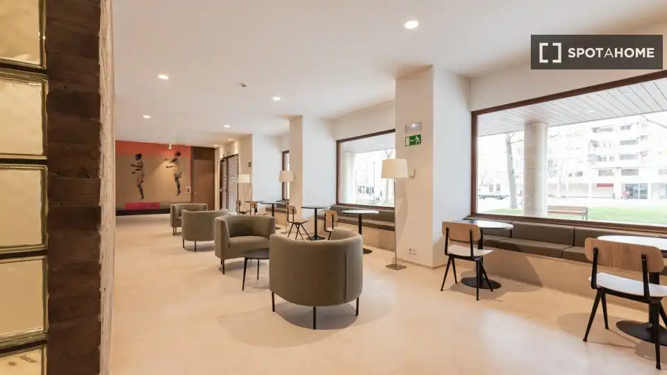 Habitación 21 m², Pamplona