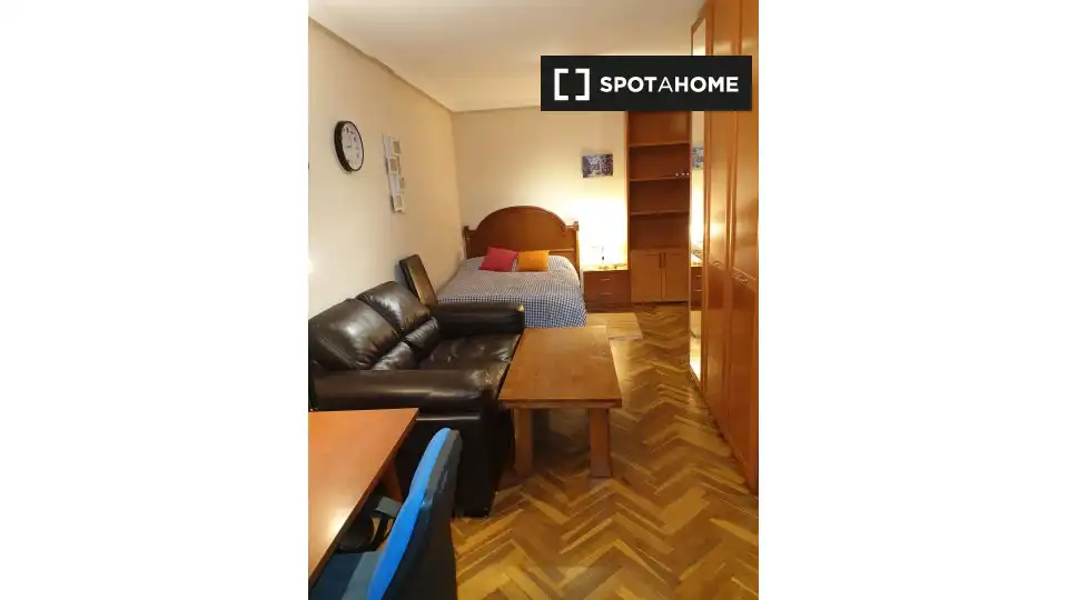 Habitación 129 m², Salamanca