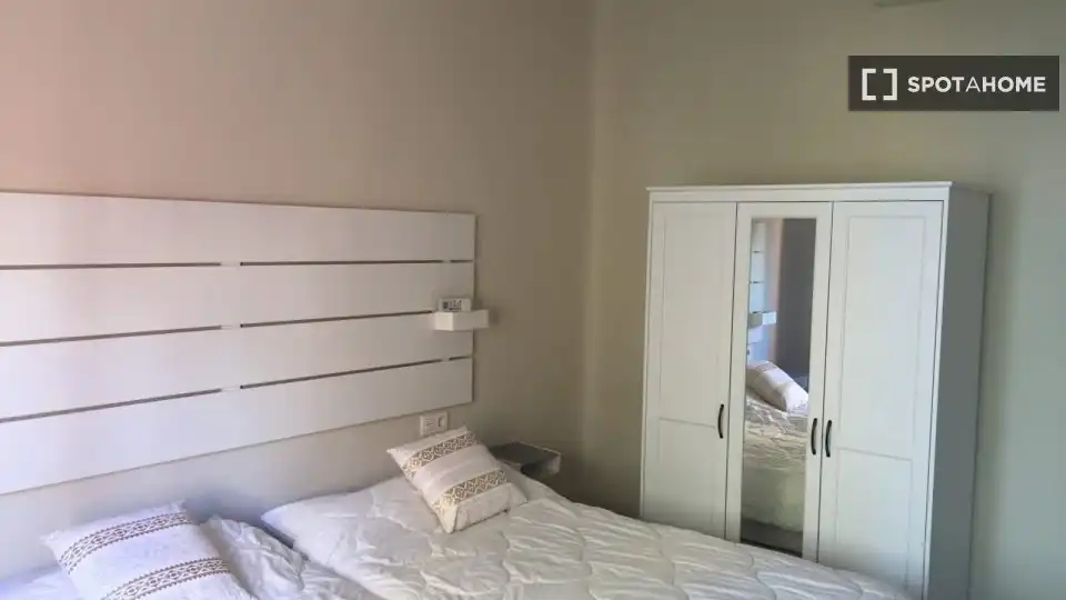 Habitación 219 m², Granada