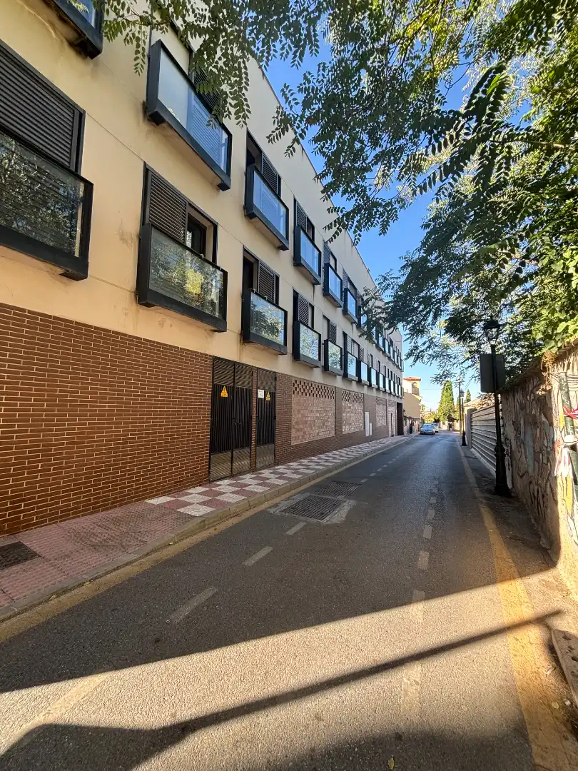 Pis de 80 m² a Cájar
