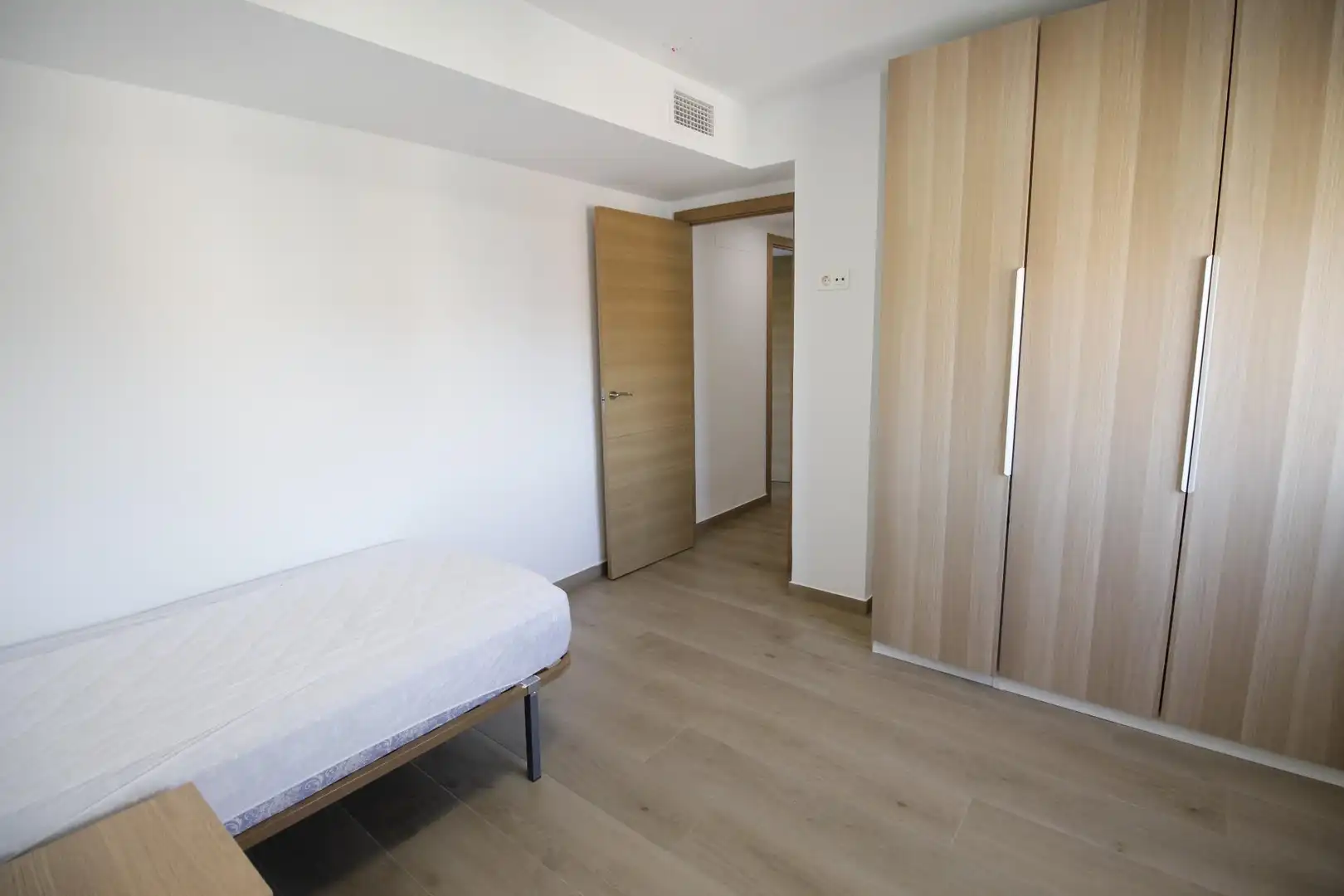 Piso de 90 m² en Granada