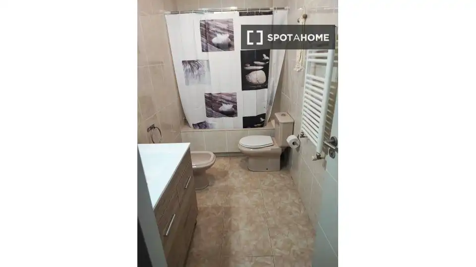 Habitación 104 m², Santander