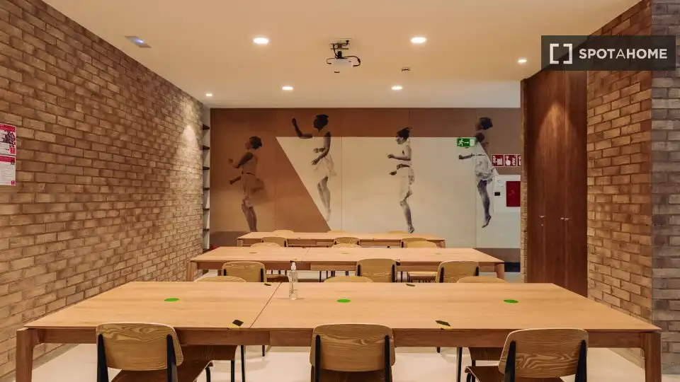 Habitación 21 m², Pamplona