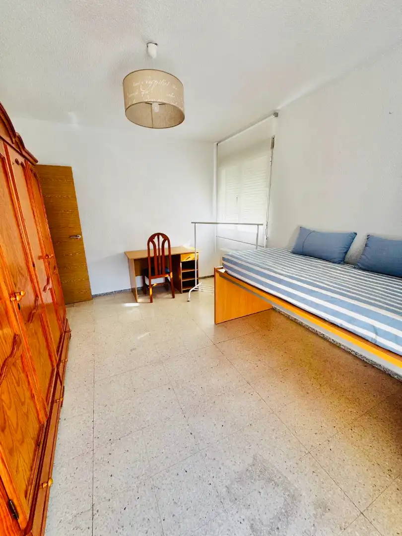 Piso de 90 m² en Granada