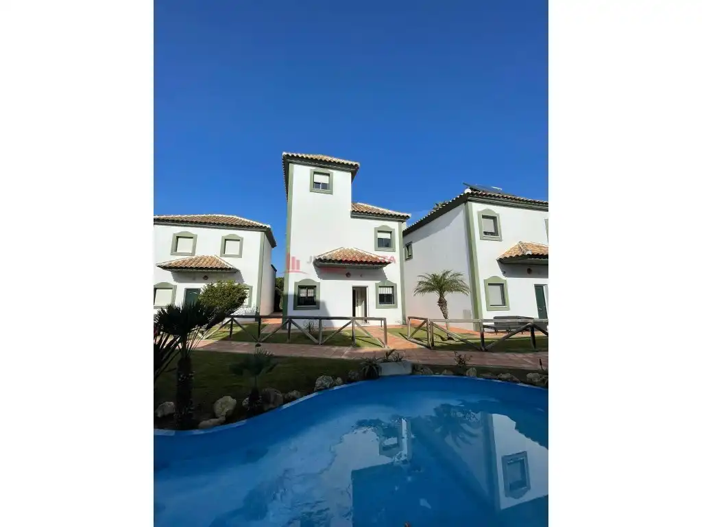 Casa de 160 m² en Lepe