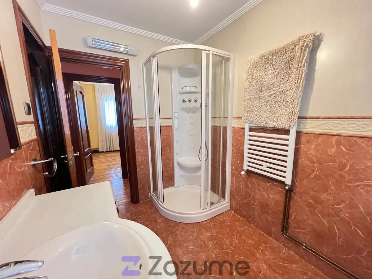 Piso de 400 m² en Sondica