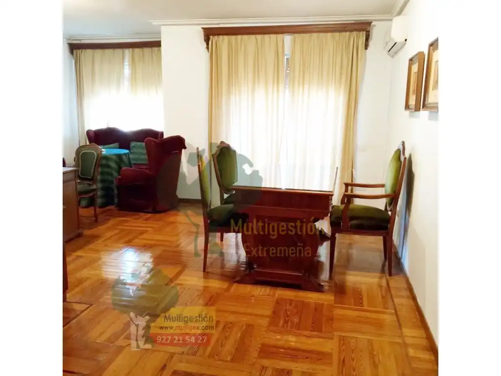 Piso de 114 m² en Cáceres