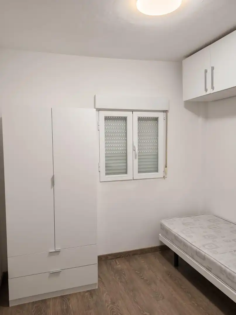 Piso de 90 m² en Granada