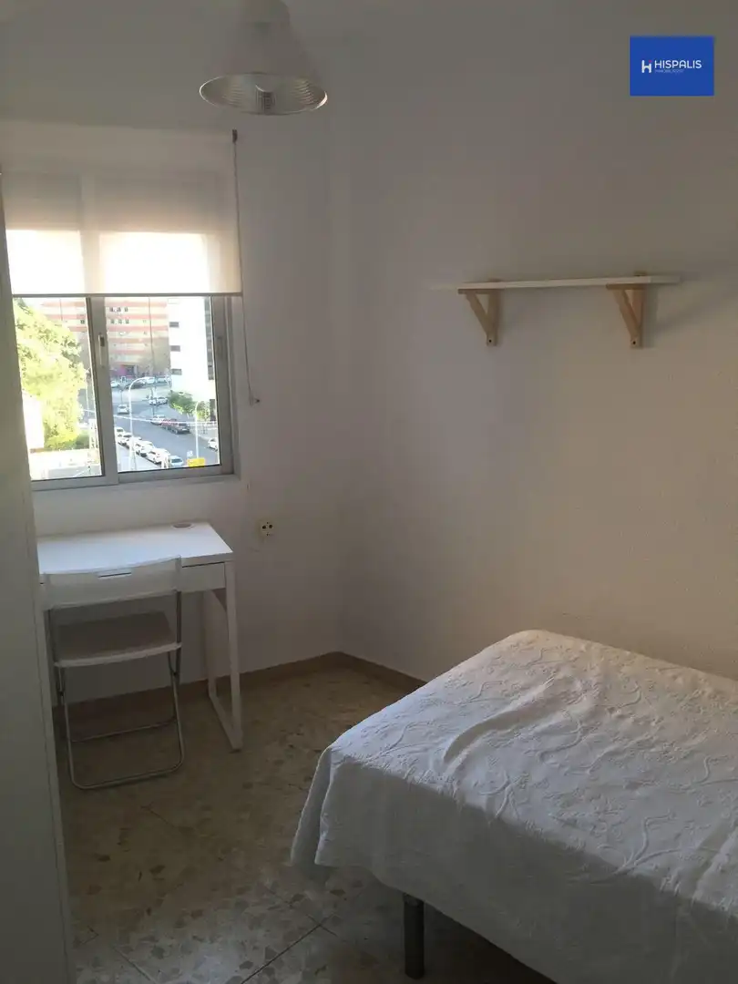 Piso de 80 m² en Sevilla
