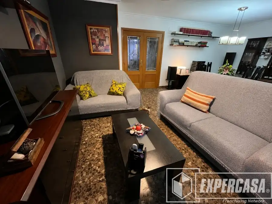Wohnung 102 m² in Valencia