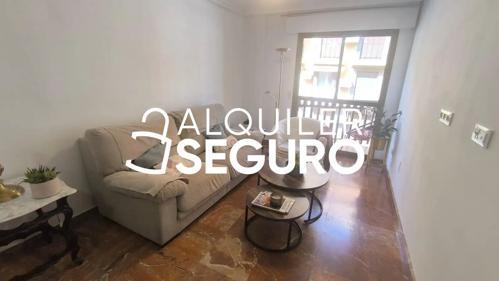 Piso de 90 m² en Sevilla
