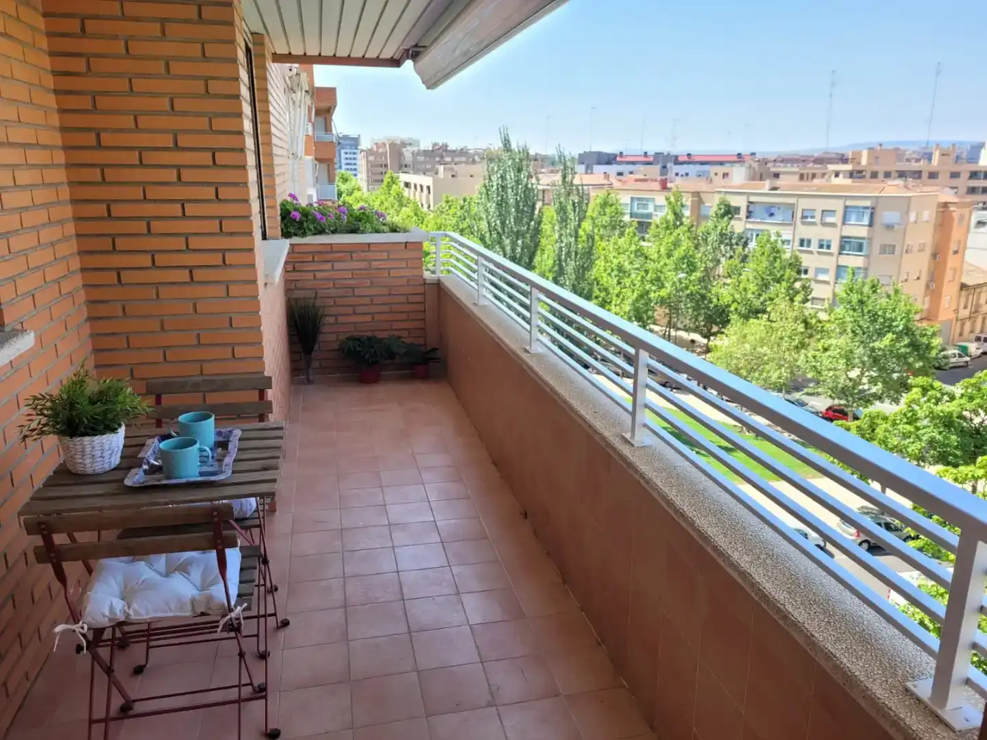 Habitación 100 m², Zaragoza