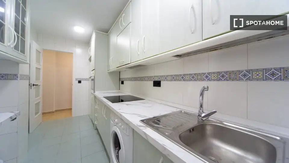 Habitación 138 m², Granada