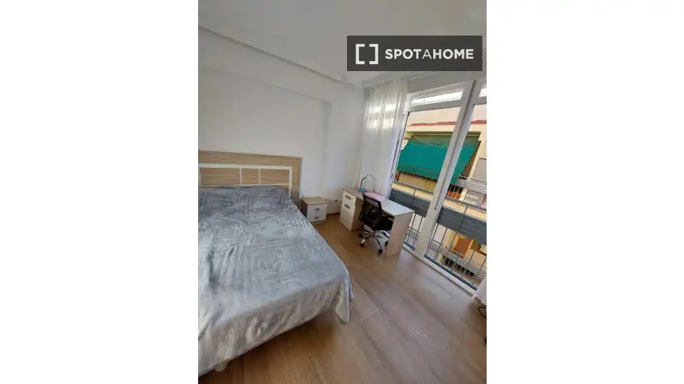 Habitación 86 m², Córdoba