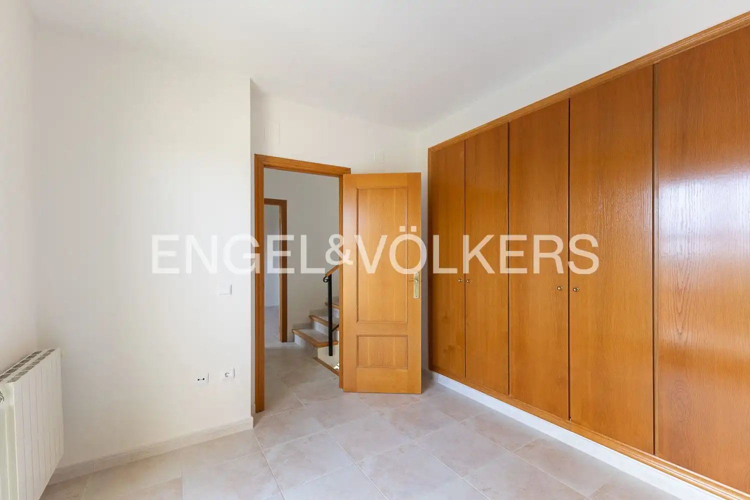 Casa de 250 m² a Riba-roja de Túria
