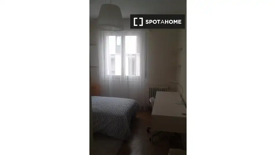 Habitación en alquiler, Pamplona