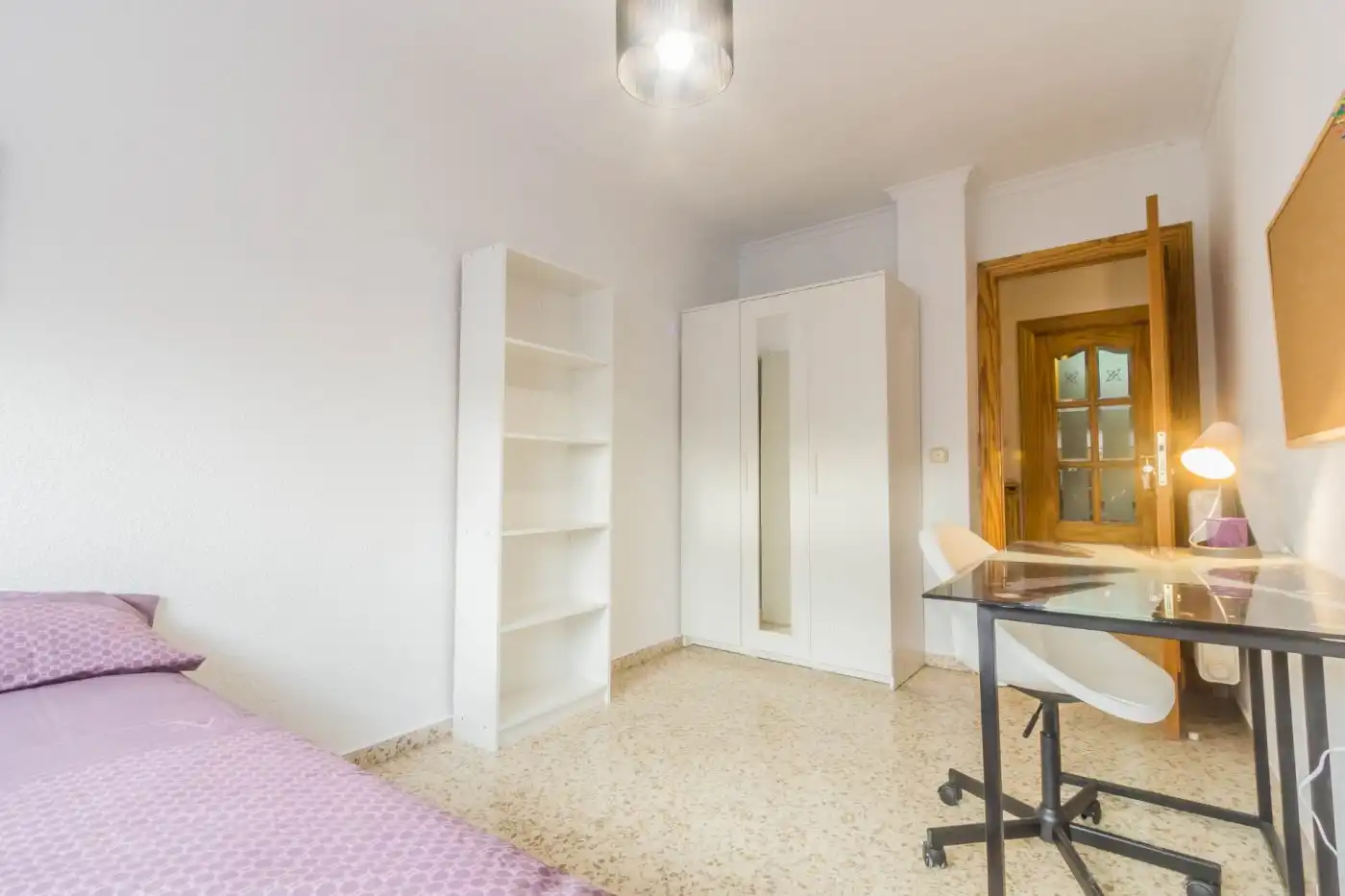 Piso de 85 m² en Granada